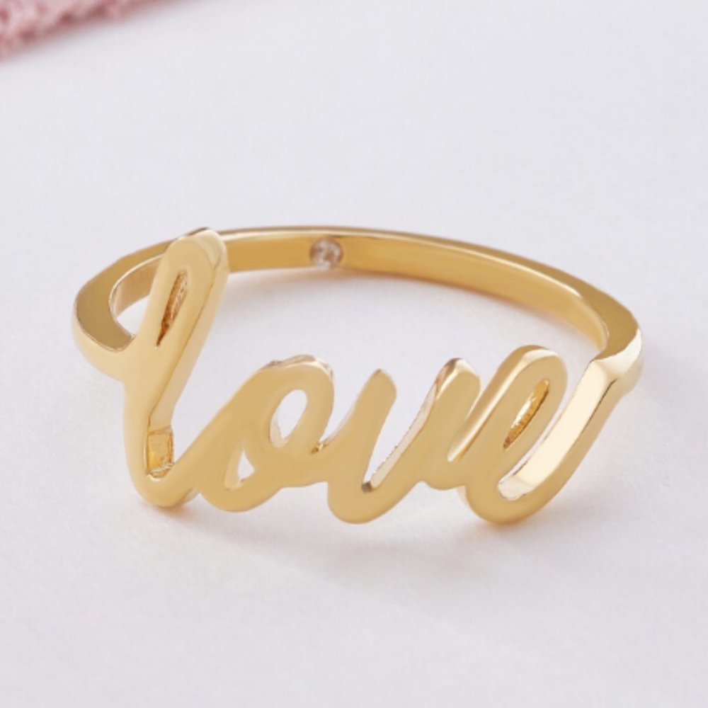 🎁 Love Signature Ring